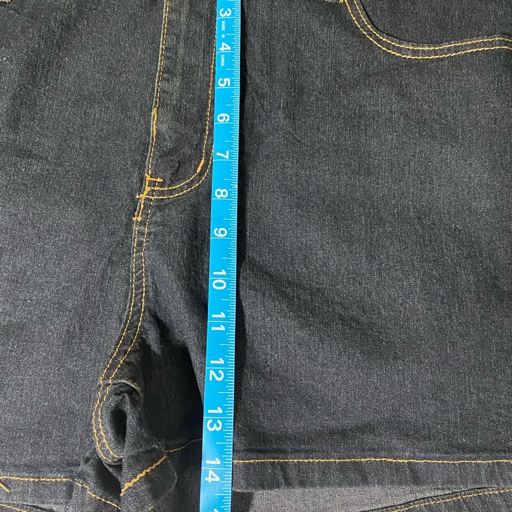 Plus size high rise denim shorts brand new tags - Picture 5 of 8